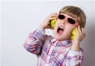 孩子多聽古典音樂有哪些好處 聽古典音樂能讓孩子更聰明嗎