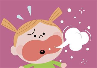 給寶寶拍嗝有什么技巧 2018寶寶打嗝安撫方法 給寶寶拍嗝有什么技巧 2018寶寶打嗝安撫方法