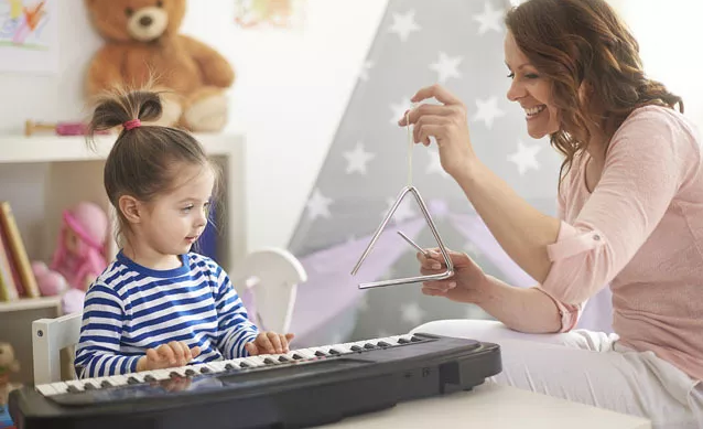 怎樣發掘并培養孩子的藝術天賦 孩子的藝術天賦培養方法