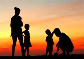 生二胎自己帶好還是老人帶好 生二胎誰帶比較適合