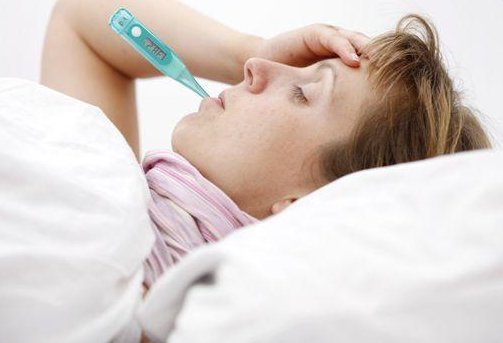 坐月子發燒怎么辦 為什么月子里發燒反反復復
