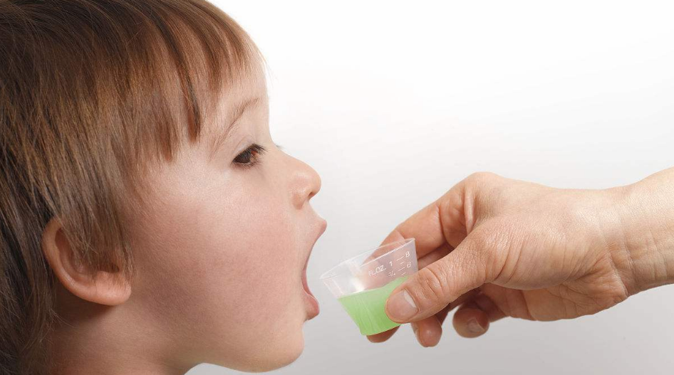 母乳寶寶和配方奶寶寶腸絞痛怎么辦 嬰兒腸絞痛和吃的有關嗎 母乳寶寶和配方奶寶寶腸絞痛怎么辦 嬰兒腸絞痛和吃的有關嗎