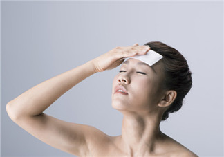 坐月子發燒怎么辦 為什么月子里發燒反反復復