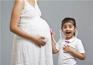 胎動強烈怎樣區別缺氧 突然胎動厲害是缺氧嗎