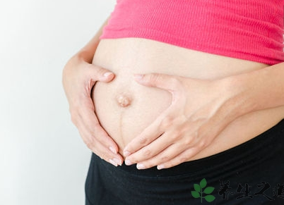 孕晚期惡心想吐正常嗎 為什么孕晚期會惡心想吐