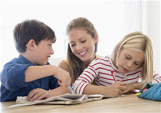 輔導孩子寫作業(yè)心累的心情說說 2018天天陪孩子寫作業(yè)心累的感慨句子