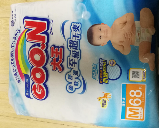 大王維E和尤妮佳哪個好 大王維E尤妮佳米菲紙尿褲對比測評