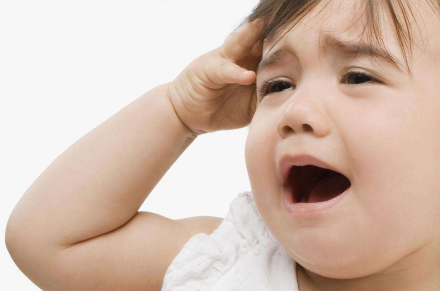 不給孩子買玩具他就哭怎么辦 怎么處理孩子在外面鬧脾氣的情況