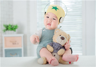 新生兒可以聽音樂嗎 適合新生嬰兒聽的音樂有哪些