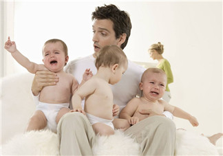 1歲的孩子脾氣很大怎么辦 為什么寶寶愛發脾氣不聽話