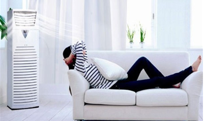 夏天坐月子可以吹空調嗎 夏天做月子空調開幾度比較好 夏天坐月子可以吹空調嗎 夏天做月子空調開幾度比較好