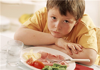 天氣熱寶寶不吃飯怎么辦 寶寶食欲不振如何推拿按摩