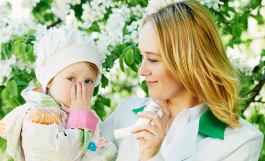 春夏寶寶出門就過敏怎么回事 寶寶對(duì)空氣過敏如何預(yù)防