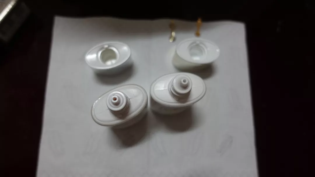 CPB光透白隔離乳真假對比 CPB光透白隔離乳真假鑒別方法2018