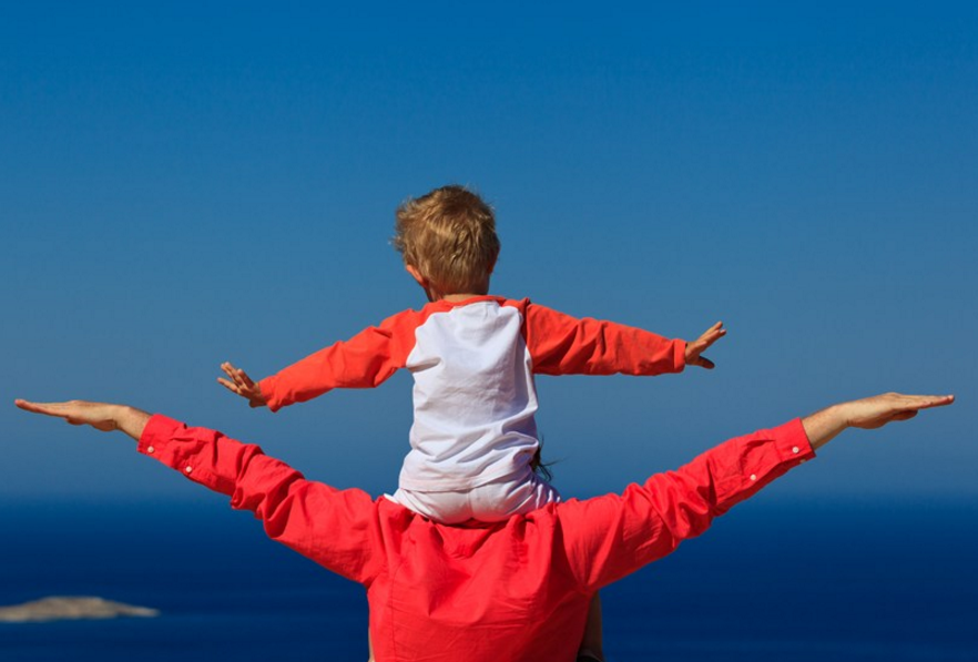 出國玩帶1歲大的小孩子好不好 出國玩能不能帶一歲左右的寶寶