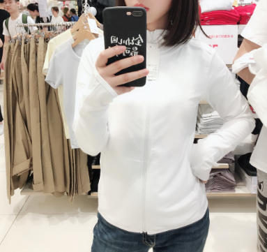 優(yōu)衣庫防曬衣哪個顏色好看 優(yōu)衣庫防曬衣不同顏色的試穿