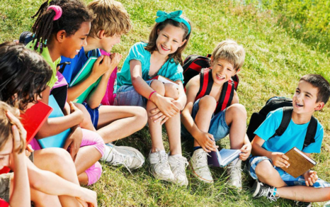 小孩不愿意上學(xué)怎么回事 如何解決孩子不愿上幼兒園的問(wèn)題 小孩不愿意上學(xué)怎么回事 如何解決孩子不愿上幼兒園的問(wèn)題