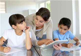 怎么讓孩子自覺寫作業 陪孩子寫作業的感受體驗 怎么讓孩子自覺寫作業 陪孩子寫作業的感受體驗