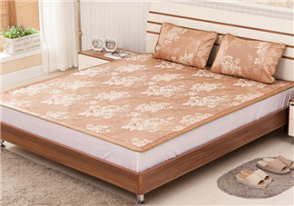 空調房可以用冰絲涼席嗎 冰絲涼席怎么清洗