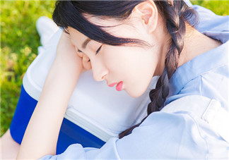 天生的黑皮膚怎么美白 如何讓肌膚瑩亮光彩有仙氣 天生的黑皮膚怎么美白 如何讓肌膚瑩亮光彩有仙氣