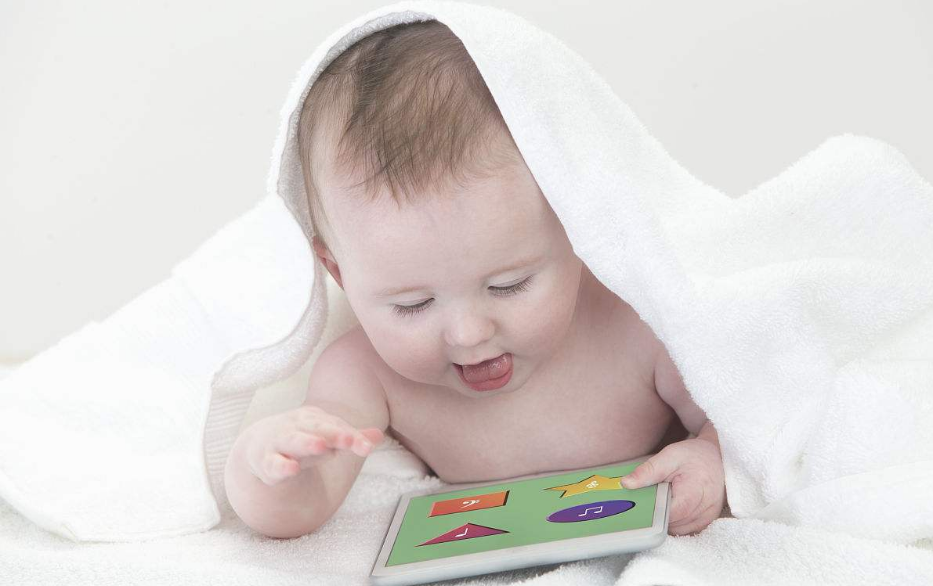 一歲前寶寶每個(gè)月變化有哪些 寶寶每個(gè)月的成長(zhǎng)過(guò)程是什么樣的