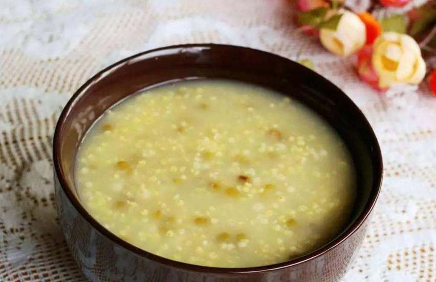 夏季容易出汗如何止汗香體 怎么飲食預防出汗 夏季容易出汗如何止汗香體 怎么飲食預防出汗