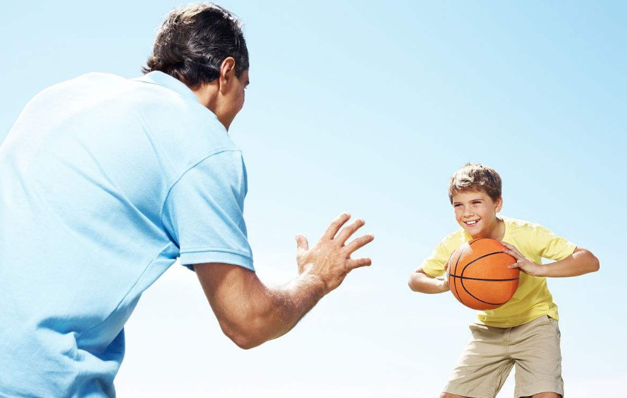 爸爸如何教育孩子比較好 爸爸教育孩子的重要性是什么2018
