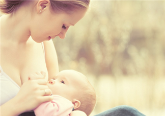 蕁麻疹可以喂母乳嗎 蕁麻疹喂母乳會(huì)不會(huì)傳染給寶寶