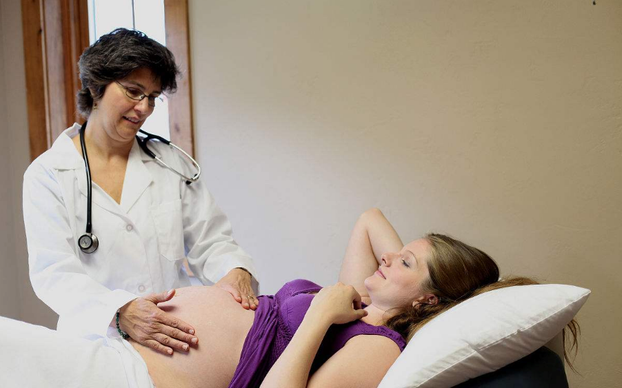 孕期尿檢含有蛋白質怎么回事 孕期尿液中含有蛋白質意味著什么 孕期尿檢含有蛋白質怎么回事 孕期尿液中含有蛋白質意味著什么