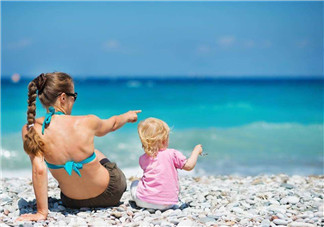 適合夏天玩的親子游戲有哪些 2018怎么和孩子玩水游戲 適合夏天玩的親子游戲有哪些 2018怎么和孩子玩水游戲