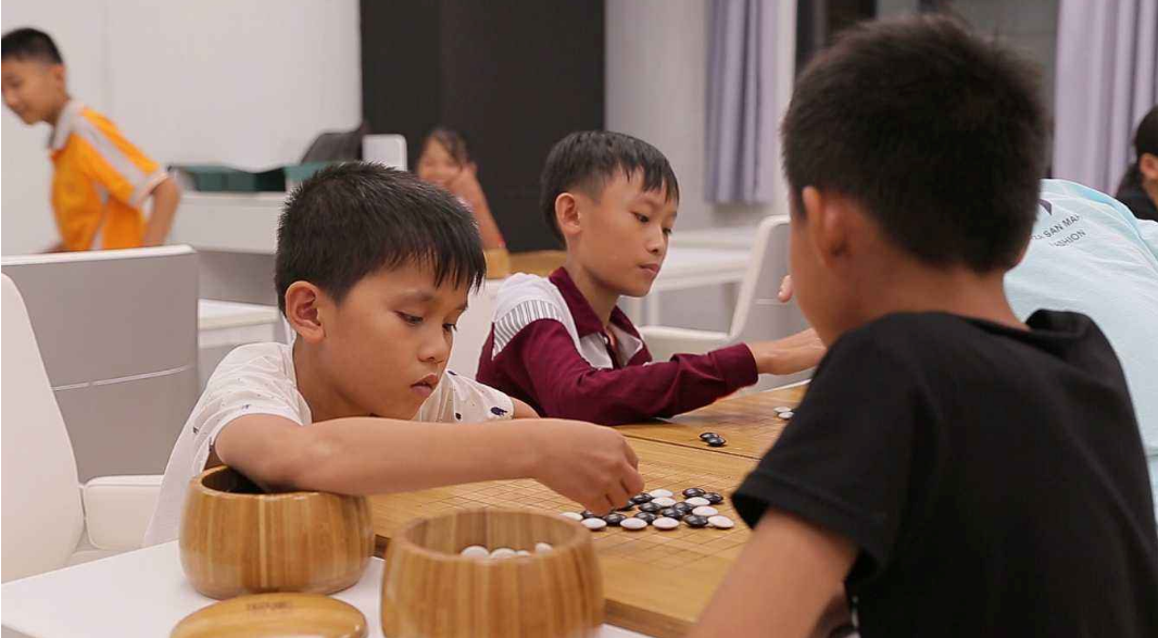 小孩學圍棋有什么好處 圍棋適合多大的孩子學