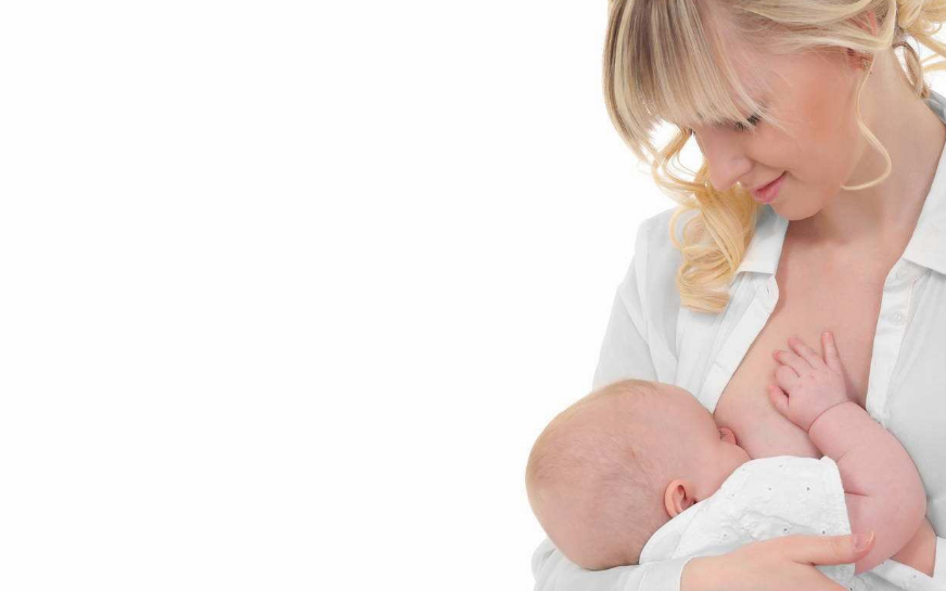 為什么寶寶吃奶總是咬乳頭 寶寶吃奶的時候咬奶頭怎么辦 為什么寶寶吃奶總是咬乳頭 寶寶吃奶的時候咬奶頭怎么辦