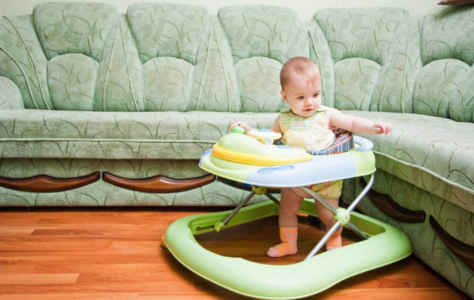 牽著寶寶學走路好不好 如何正確教寶寶走路