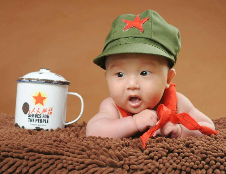 孩子突然不愛吃奶正常嗎 孩子不吃奶的原因是什么 孩子突然不愛吃奶正常嗎 孩子不吃奶的原因是什么