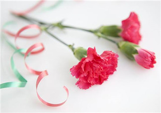 母親節曬孩子禮物怎么發朋友圈 母親節曬孩子禮物的句子說說短句