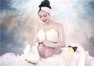 曬孕肚的說說句子短語 朋友圈曬孕肚配文心情說說