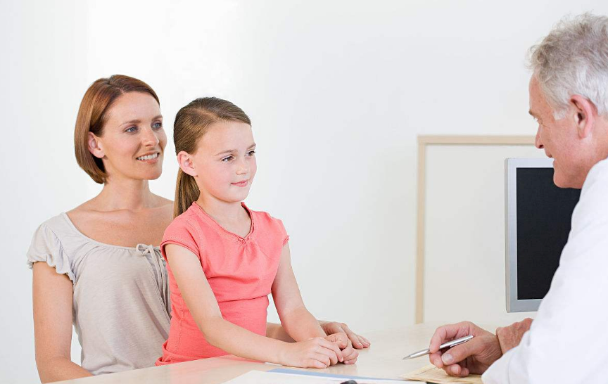 寶寶怕看醫生怎么辦 寶寶怕痛看醫生如何檢查