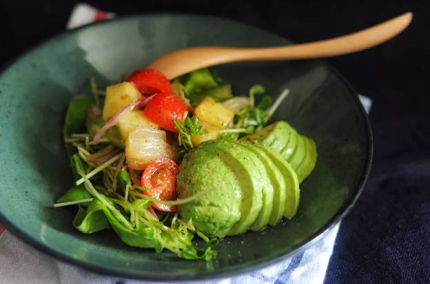 牛油果最好別晚上吃嗎 為什么晚上不要吃牛油果