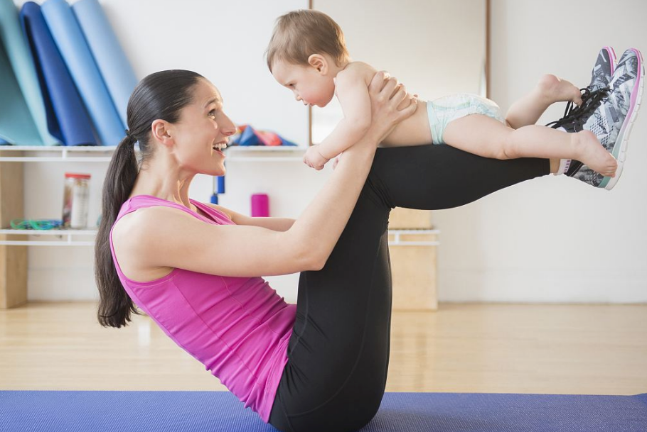 產(chǎn)后寶寶應(yīng)該住嬰兒房嗎 產(chǎn)后母嬰同室好不好