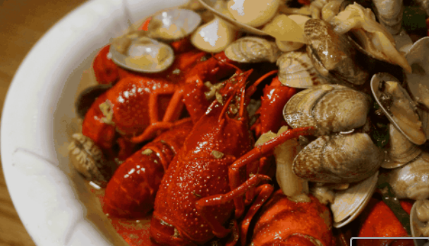 曬吃龍蝦的經典語錄2018 曬吃小龍蝦的朋友圈說說句子