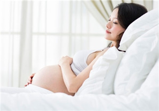 孕婦羊水少可以順產嗎 孕婦羊水少吃什么好