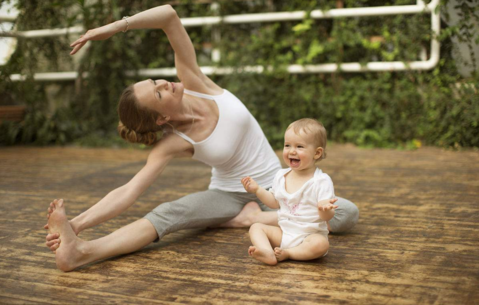 嬰兒可以進行親子瑜伽嗎 嬰兒親子瑜伽教程動作解析 嬰兒可以進行親子瑜伽嗎 嬰兒親子瑜伽教程動作解析