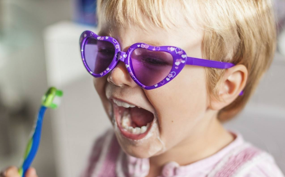 孩子蛀牙如何正確的清理牙齒 怎么如何適合蛀牙寶寶的牙膏 孩子蛀牙如何正確的清理牙齒 怎么如何適合蛀牙寶寶的牙膏