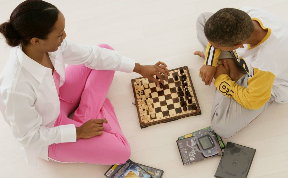 孩子學象棋有什么好處 孩子學象棋注意事項2018