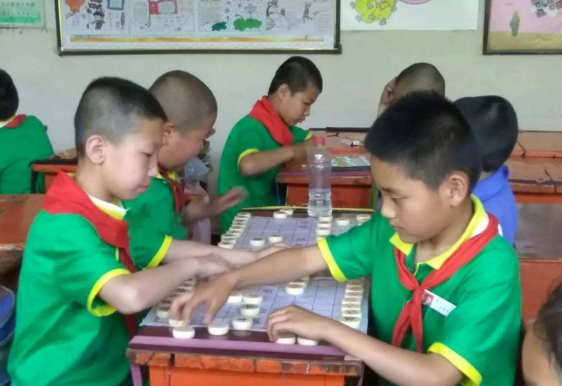 孩子什么時候學象棋比較好 孩子最佳學象棋時間推薦2018 孩子什么時候學象棋比較好 孩子最佳學象棋時間推薦2018