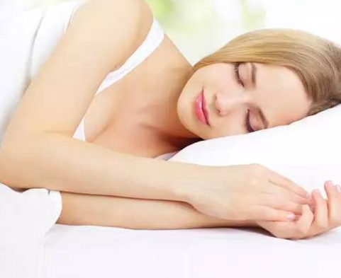 產(chǎn)后多久可以接觸冷水 月子期用涼水對(duì)身體的影響