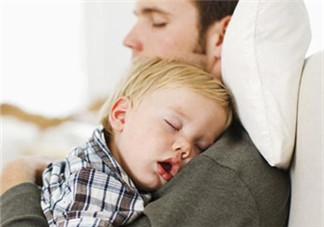 睡覺流口水是什么原因 這些現(xiàn)象要引起媽媽的注意