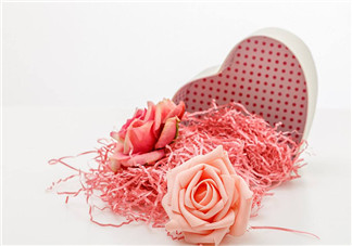 2018收到最愛的人禮物的心情句子 520收到最愛的人送的禮物感謝語