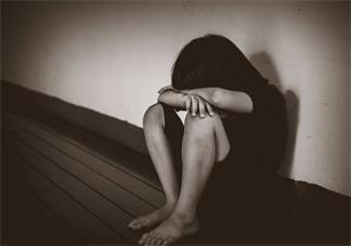 生完孩子后有產后抑郁怎么辦 媽媽是超人霍思燕產后抑郁解決方法