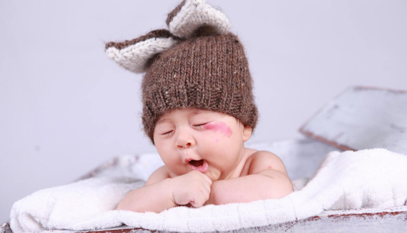 如何判斷寶寶是濕疹還是皮膚炎 寶寶護(hù)膚品怎么選擇